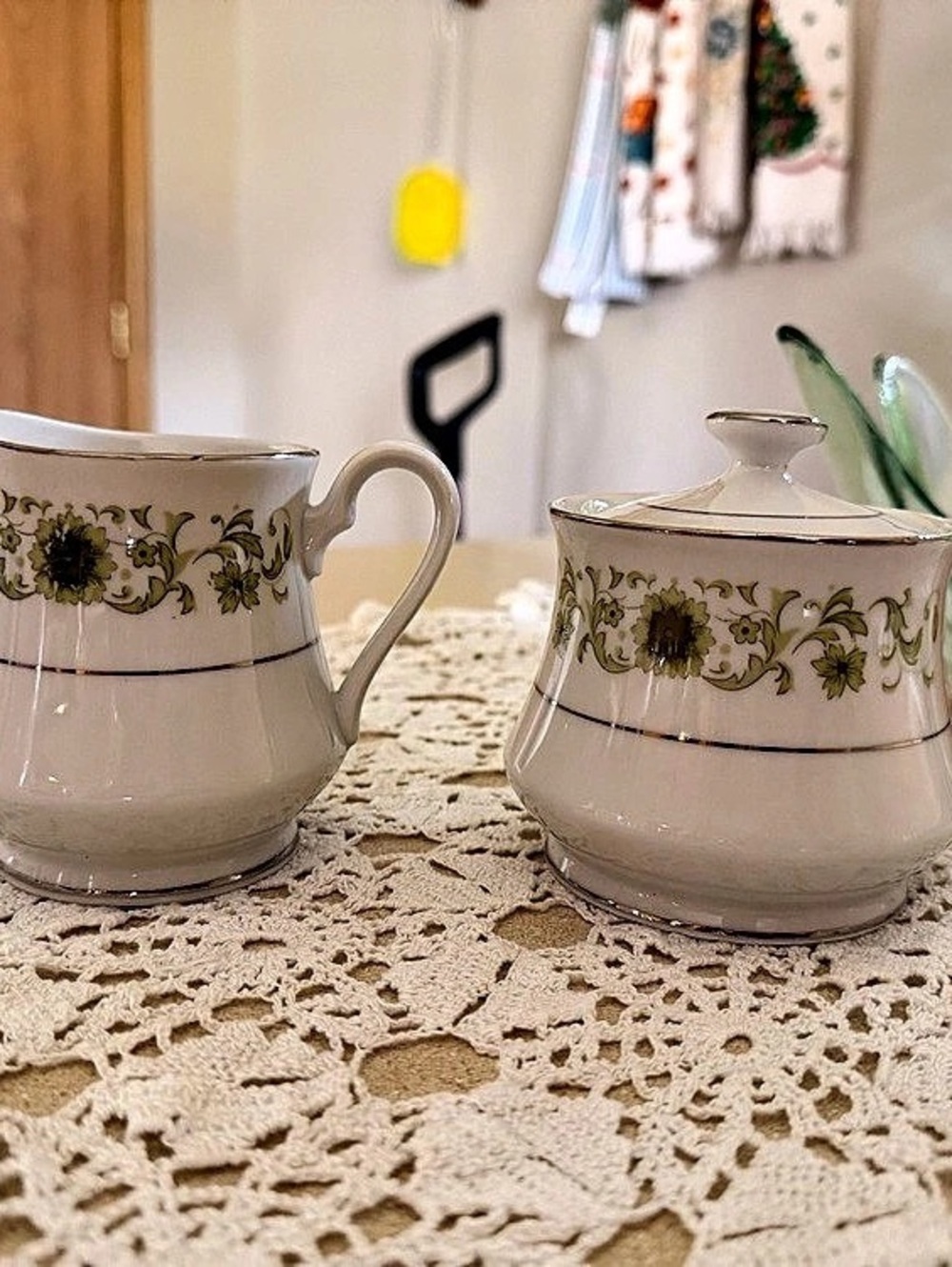 Towne House Green Dale Creamer and Sugar Bowl Set & Covered Sugar Bowl Set